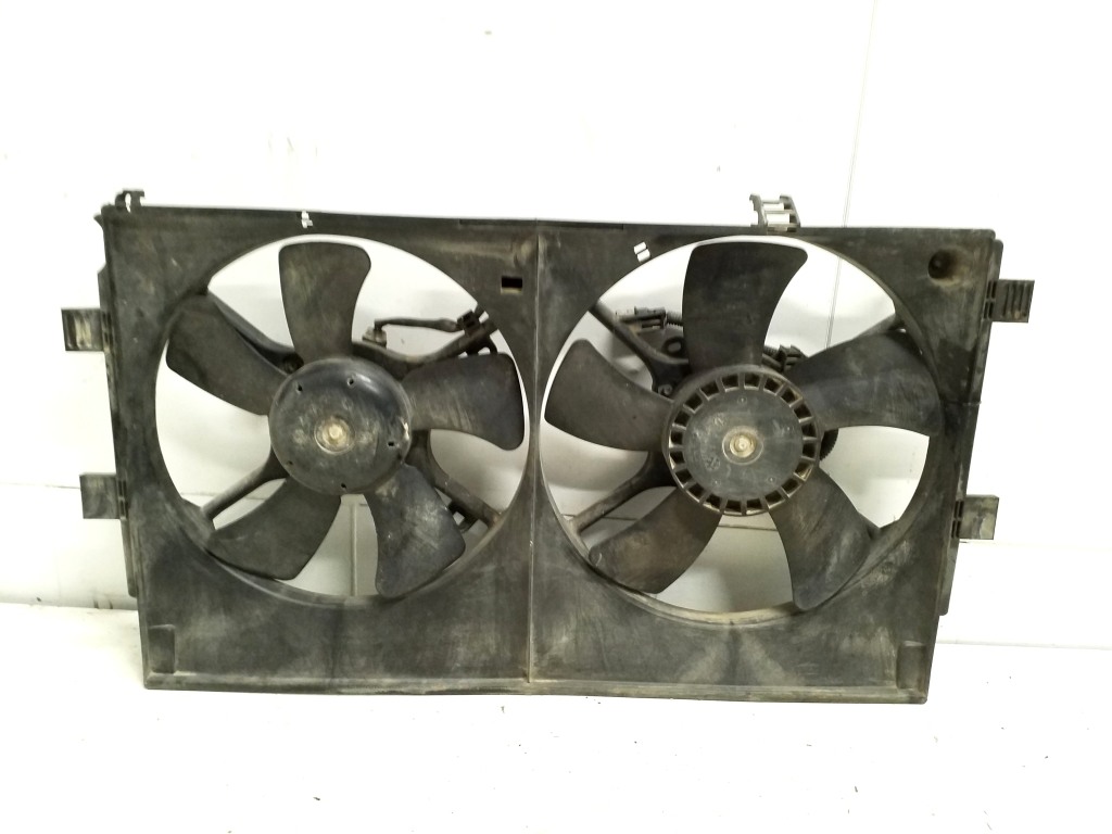 MITSUBISHI Outlander 1 generation (2001-2008) Engine Cooling Fan Radiator 1355A140 26260927