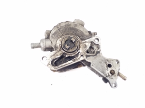 Volkswagen Touran I (2003–2010) Vacuum pump 038145209E - 2