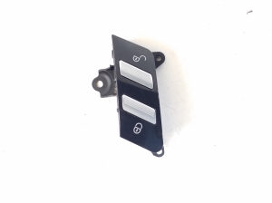   Door lock/unlock switch  - A2218213051 