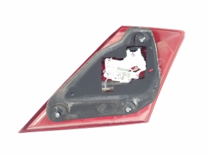  Rear corner lamp 