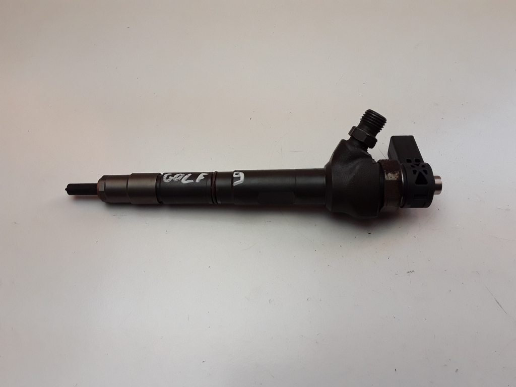 VOLKSWAGEN Golf 7 generation (2012-2024) Форсунка 04L130277AJ 27556760