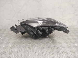Mazda CX-3 (2015–2026) Scheinwerfer vorne D10E51030 - 4