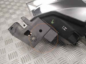 Mazda CX-3 (2015–2026) Scheinwerfer vorne D10E51030 - 5
