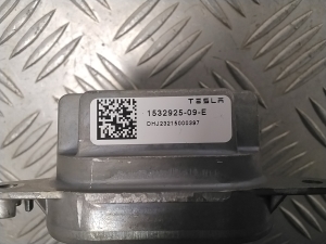 Tesla Model 3 3 (2016–2024) Xenon headlight control unit 153292509E - 2
