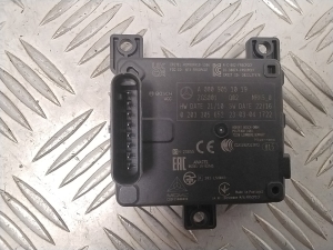Mercedes Benz C-Class 206 (2021–2026) Pimeda nurga radar Distronic A0009051019 - 3