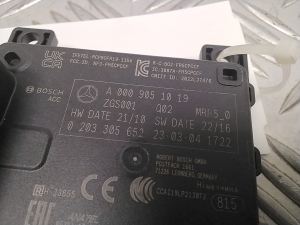 Mercedes Benz C-Class 206 (2021–2026) Pimeda nurga radar Distronic A0009051019 - 4