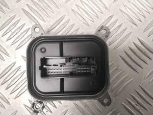 Tesla Model 3 3 (2016–2024) Xenon headlight control unit 153292509E - 3