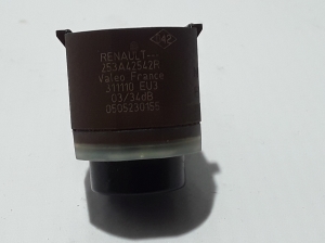 Dacia Sandero III (2021–2026) Front parking sensor 253A42542R - 2