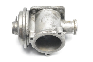  EGR valve 