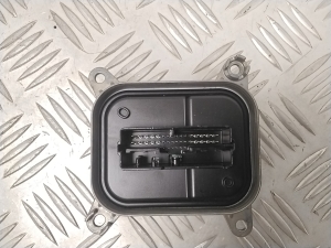 Tesla Model 3 3 (2016–2024) Xenon headlight control unit 153292502E - 3