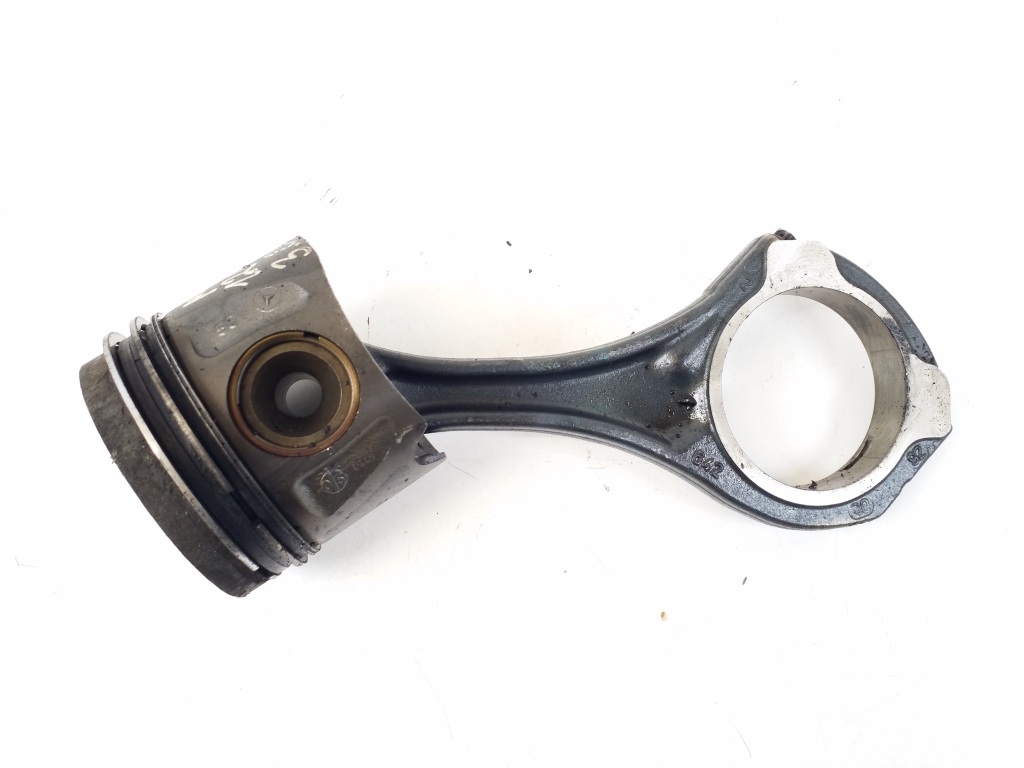 Mercedes Benz C-Class 204 (2007–2014) Kolb ja selle osad Mercedes Benz C-Class 204 (2007–2014) Kolb ja selle osad