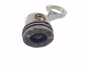 Mercedes Benz C-Class 204 (2007–2014) Kolb ja selle osad - 2