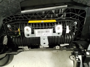 Mercedes Benz C-Class 205 (2014–2021) Drošības spilveni un to detaļas - 6