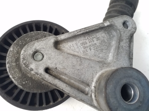 Volkswagen Touareg II (2010–2018) Riemenspanner 059145201H - 3