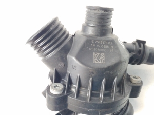 BMW 3 SERIES E92 (2006–2010) Kühlmittelthermostat 7549476 - 2