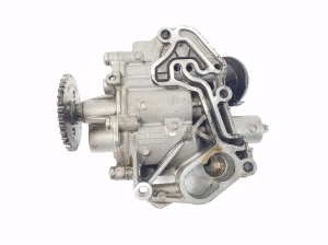 AUDI A3 8V (2012–2020) Õlipump 04E115103F - 3