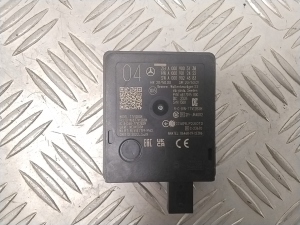 Mercedes Benz C-Class 206 (2021–2026) Pimeda nurga radar Distronic A0009003138 - 2