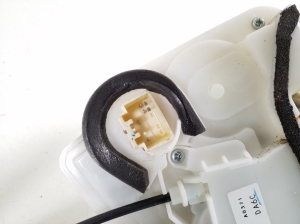 Mazda 2 (2014–2026) Rear side door lock 9E06A0371 - 4