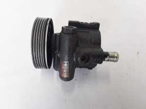  Power steering pump 