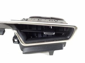 TOYOTA Corolla (2018–2026) Dashboard air vent grilles 5566002510 - 5
