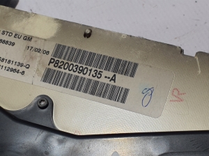 Opel Vivaro A (2001–2014) Instrument cluster 8200390135 - 2