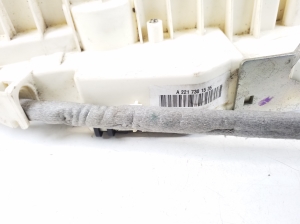 Mercedes Benz S-Class 221 (2005–2013) Rear side door lock A2217301535 - 4
