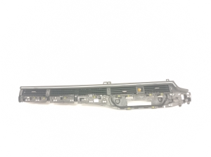   Grilles de ventilation du tableau de bord  - 8W2820901C 