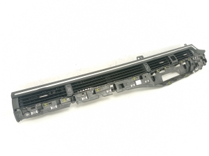 AUDI A4 B9 (2015–2026) Dashboard air vent grilles 8W2820901C - 4