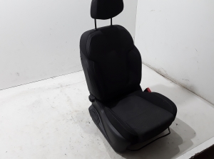 RENAULT Megane IV (2016–2022) Front seat and its parts - 3