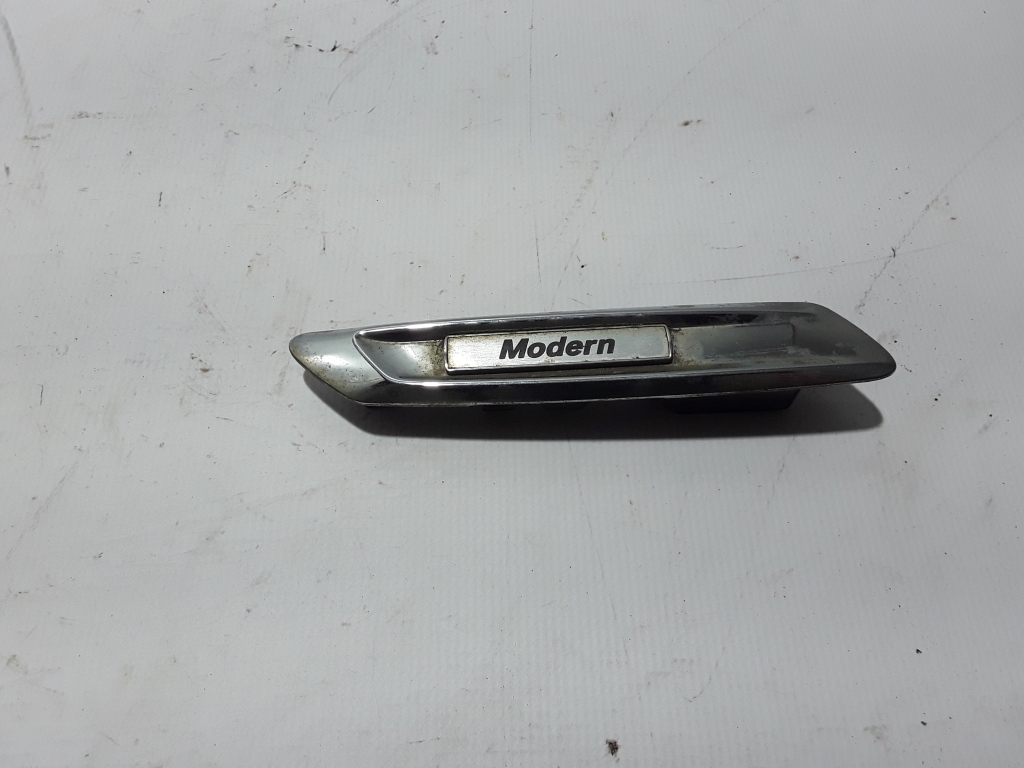 BMW 5 SERIES F11 (2010–2017) Sonstiges Teil des vorderen Kotflügels 7336645 BMW 5 SERIES F11 (2010–2017) Sonstiges Teil des vorderen Kotflügels 7336645
