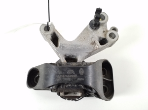RENAULT Captur (2013–2019) Engine bracket 112849985R - 3