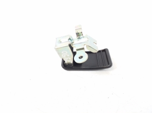 Honda Civic IX (2011–2015) Fuel filler door release switch - 2