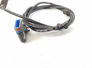 Mercedes Benz E-Class W212 (2009–2015) Rear abs sensor cable A2045404605 - 3