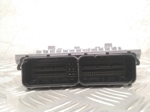 Mercedes Benz C-Class 205 (2014–2021) Motorsteuergerät A1779008004 - 5