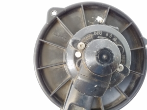Mitsubishi L 200 (1996–2006) Heater blower motor 1940000492 - 2