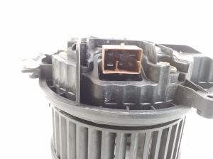 AUDI A4 B7 (2004–2008) Heater blower motor 8E1820021E - 3