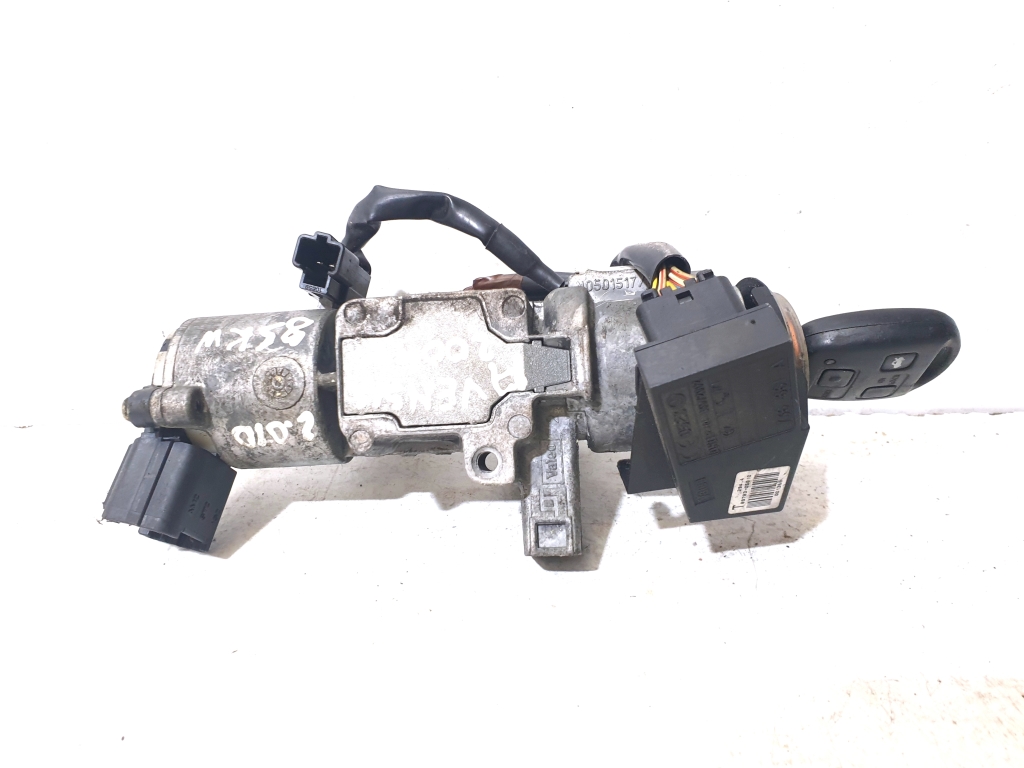 TOYOTA Avensis 2 generation (2002-2009) Ignition Lock N0501517 26338588