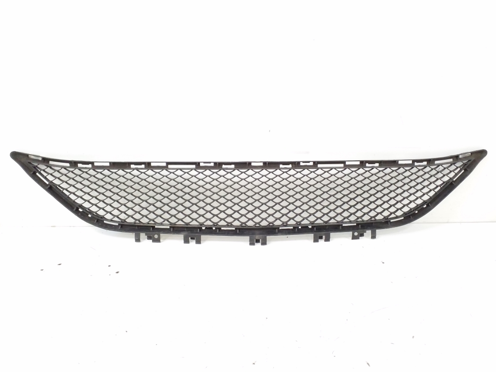 Mercedes Benz E-Class W212 (2009–2015) Front bumper lower grille A2128850124 Mercedes Benz E-Class W212 (2009–2015) Front bumper lower grille A2128850124