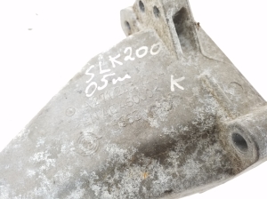 Mercedes Benz SLK-Class 171 (2004–2011) Engine bracket A2712231204 - 2