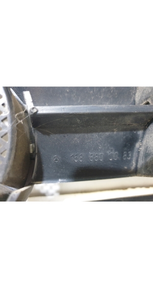 Mercedes Benz A-Class 168 (1997–2004) Kühlergrill 1688800083 - 3