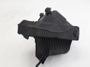 RENAULT Clio III (2005–2012) Luftfiltergehäuse 8200309636 - 2