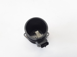 RENAULT Clio III (2005–2012) Mass air flow sensor 8200358901 - 4