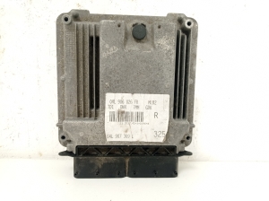 AUDI A4 B9 (2015–2026) Engine control unit 04L906026FR - 3