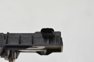  Battery fuse block 