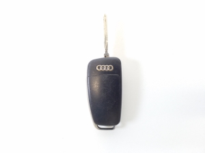 AUDI A6 C6 (2004–2011) Zündschlüssel 4F0837220R - 2