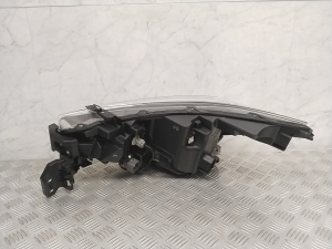Subaru Outback (2014–2019) Headlight 84002AL181 - 5