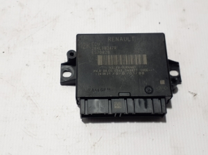 Parking system control unit - 284L08347R