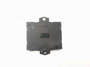  Trunk lid control module 