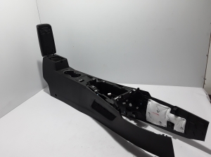 RENAULT Arkana (2019–2026) Center console 8201739719 - 3