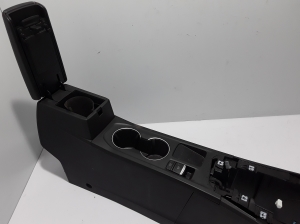 RENAULT Arkana (2019–2026) Center console 8201739719 - 5